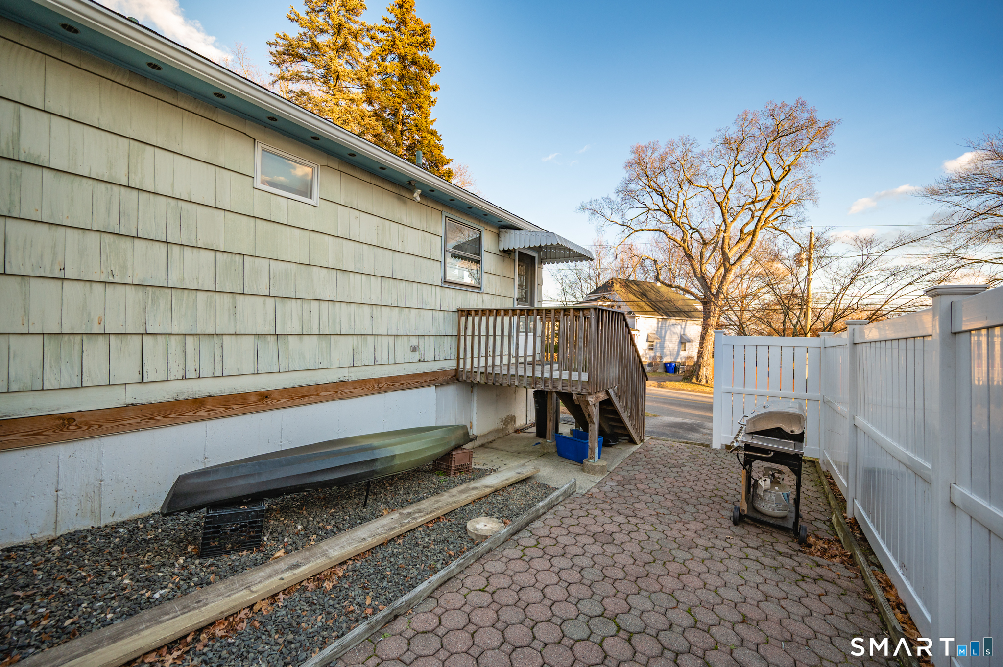 17 Hazel Street Fairfield, CT 06825 - Photo 3 of 38