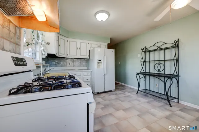 $400,000 | 17 Hazel Street, Fairfield, CT 06825