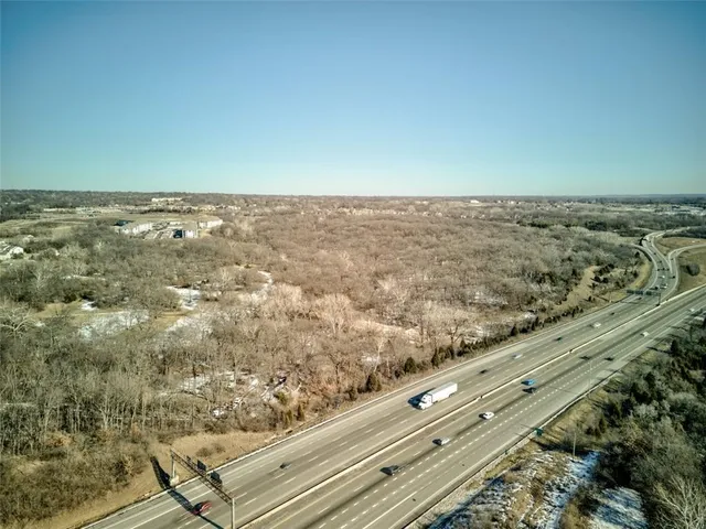 $650,000 | 5125 Northwest Frontier Street, Kansas City, MO 64118