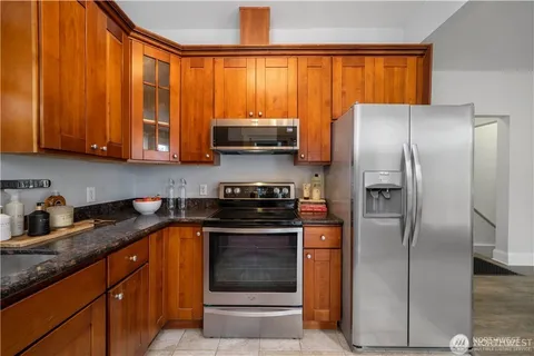 $775,000 | 1305 Northeast 55th Street, Seattle, WA 98105