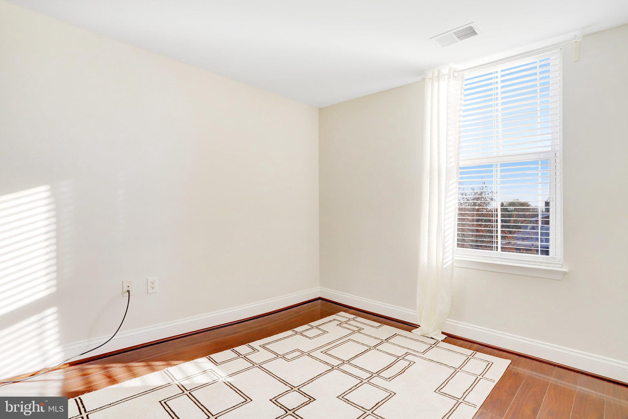 1111 Oronoco Street, Unit 430 Alexandria, VA 22314 - Photo 39 of 73 OFFICE, DEN OR SITTING AREA