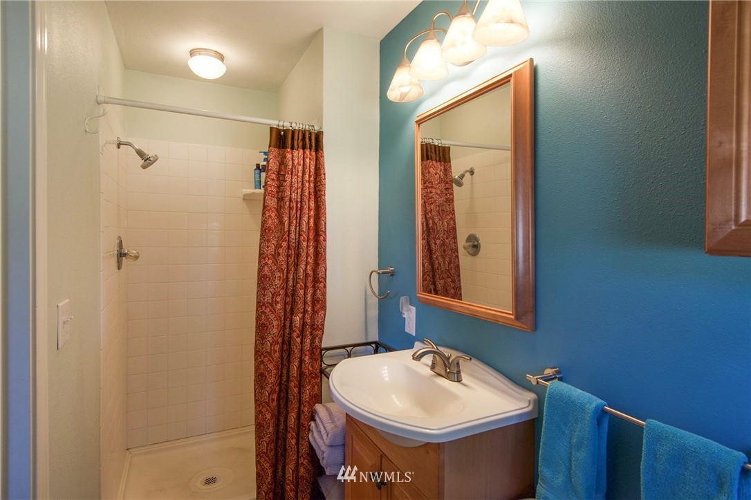 994 Gellor Road Port Angeles, WA 98362 - Photo 20 of 40 Gallery Image 20