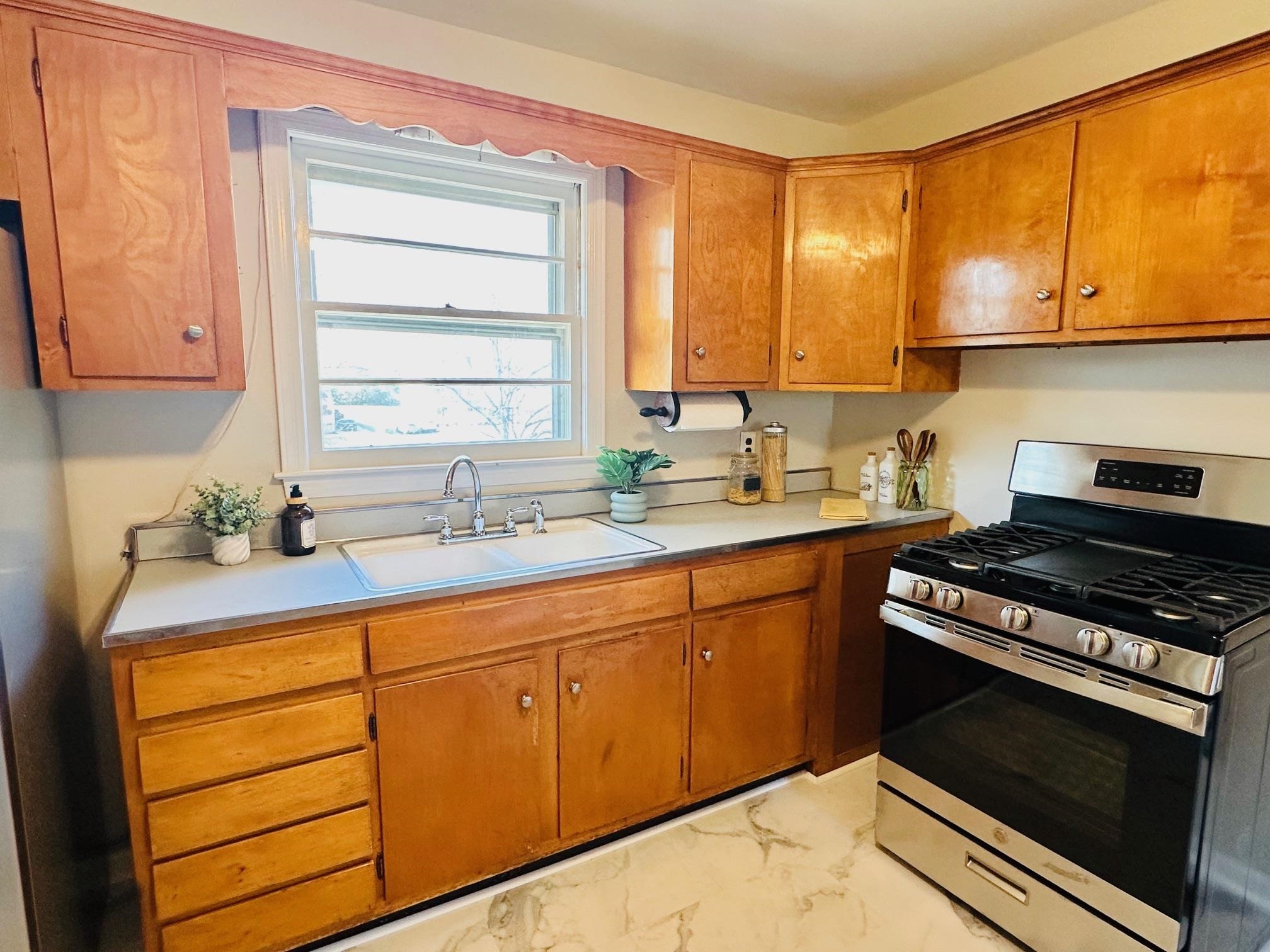 2403 Park Hill Road Staunton, VA 24401 - Photo 10 of 43 new appliances