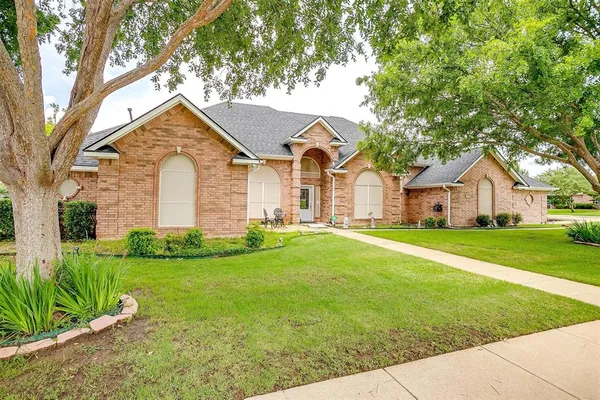 $558,500 | 1200 Blackberry Court, Crowley, TX 76036