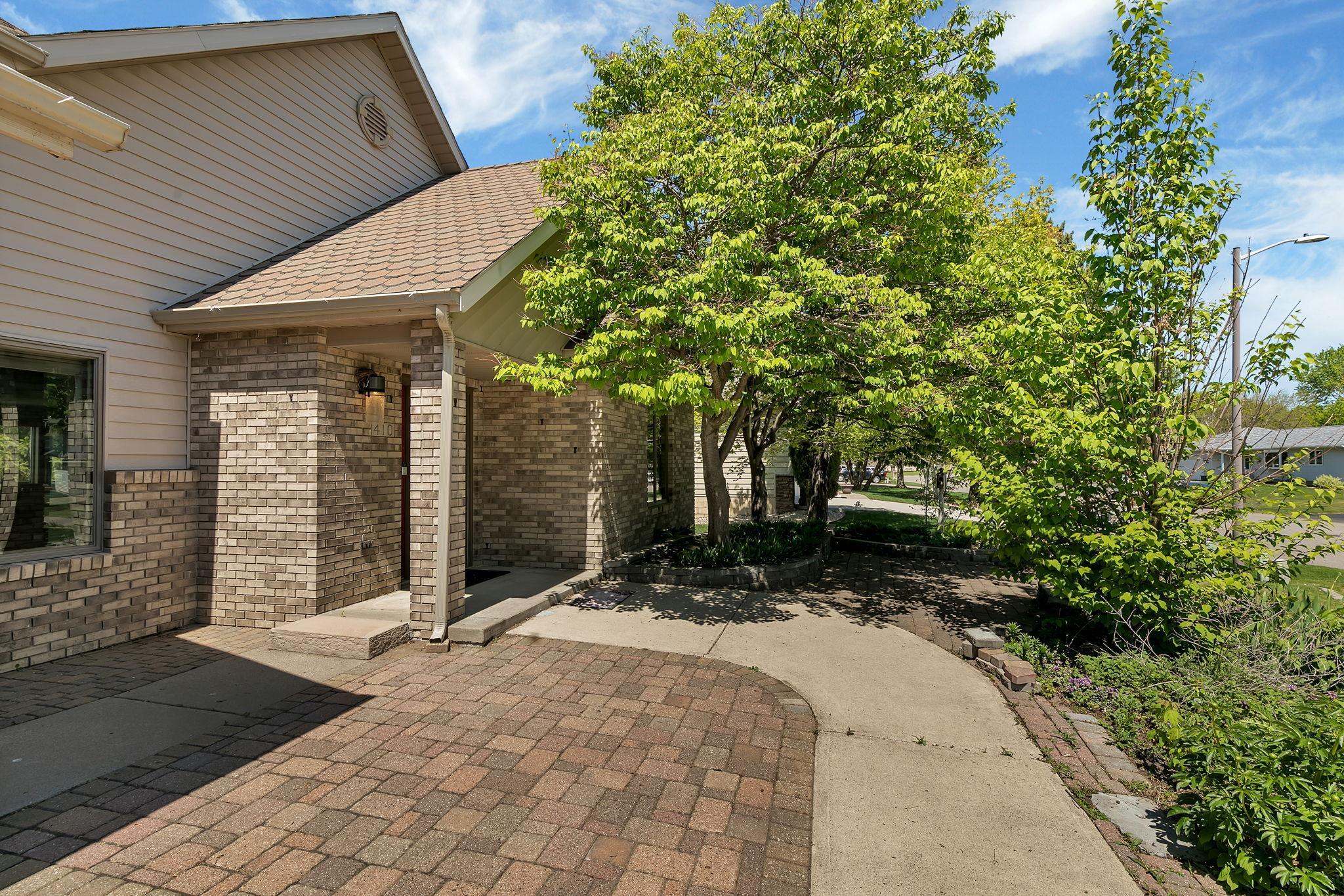 410 Sundown Drive Avon, MN 56310 - Photo 3 of 71