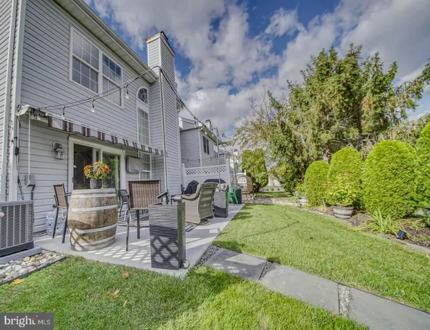 $385,000 | 10 Muirfield Court, Blackwood, NJ 08012