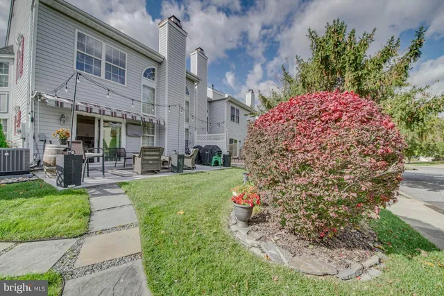 $385,000 | 10 Muirfield Court, Blackwood, NJ 08012