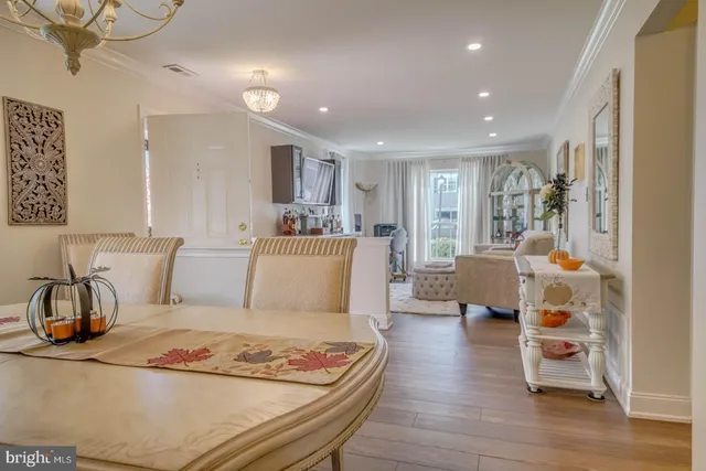 $385,000 | 10 Muirfield Court, Blackwood, NJ 08012