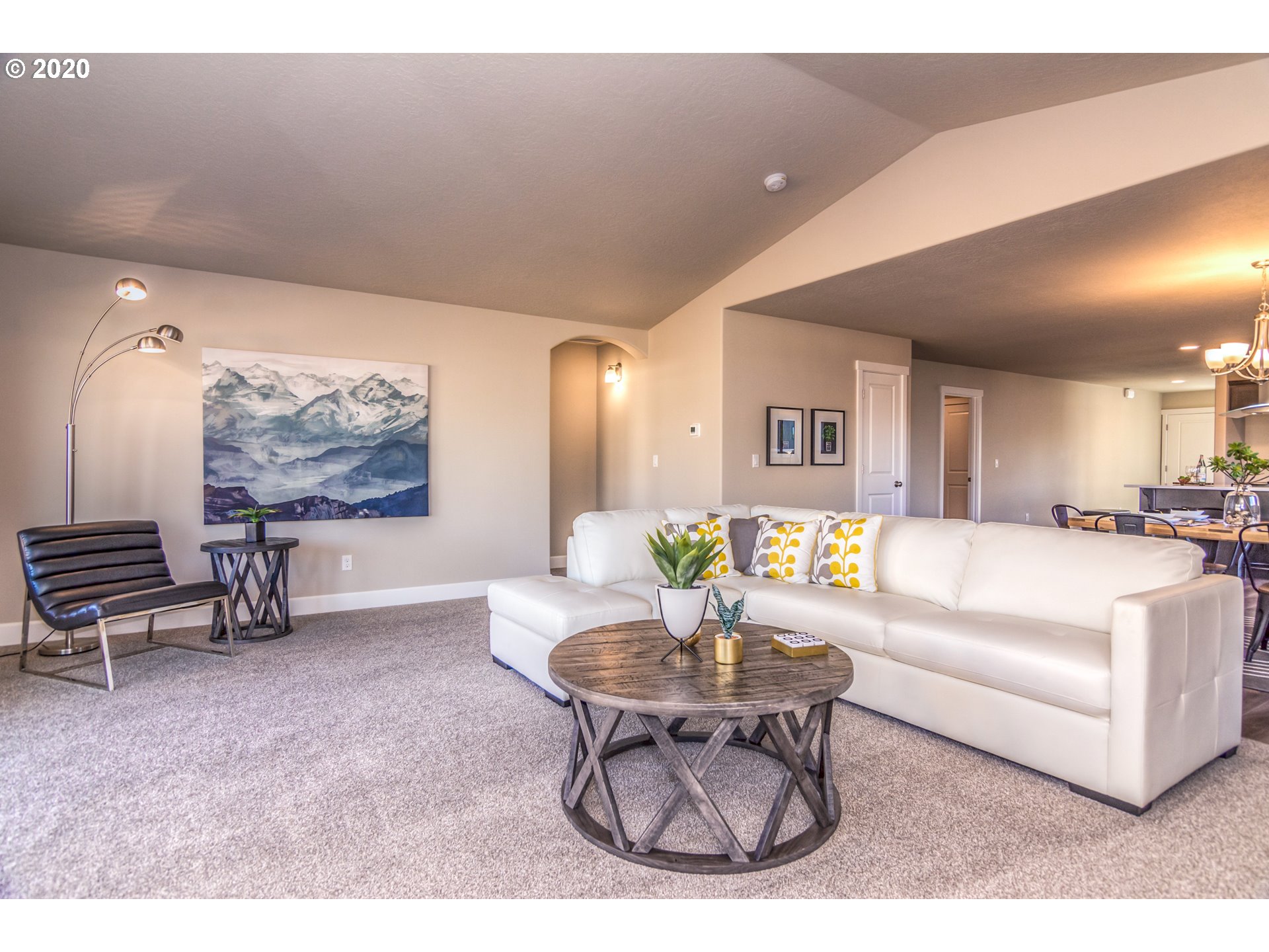 475 South 10th Street Monroe, OR 97456 - Photo 21 of 24 a living room with furniture and a piano