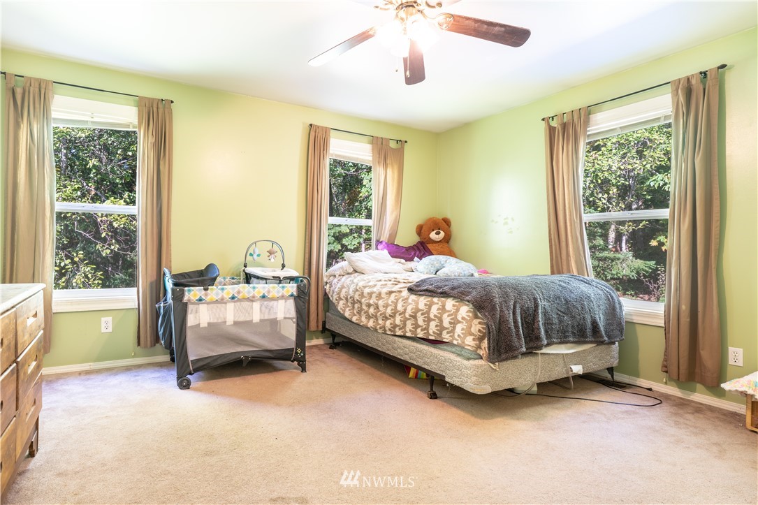 26037 Helmick Road Sedro-Woolley, WA 98284 - Photo 10 of 19 Gallery Image 10