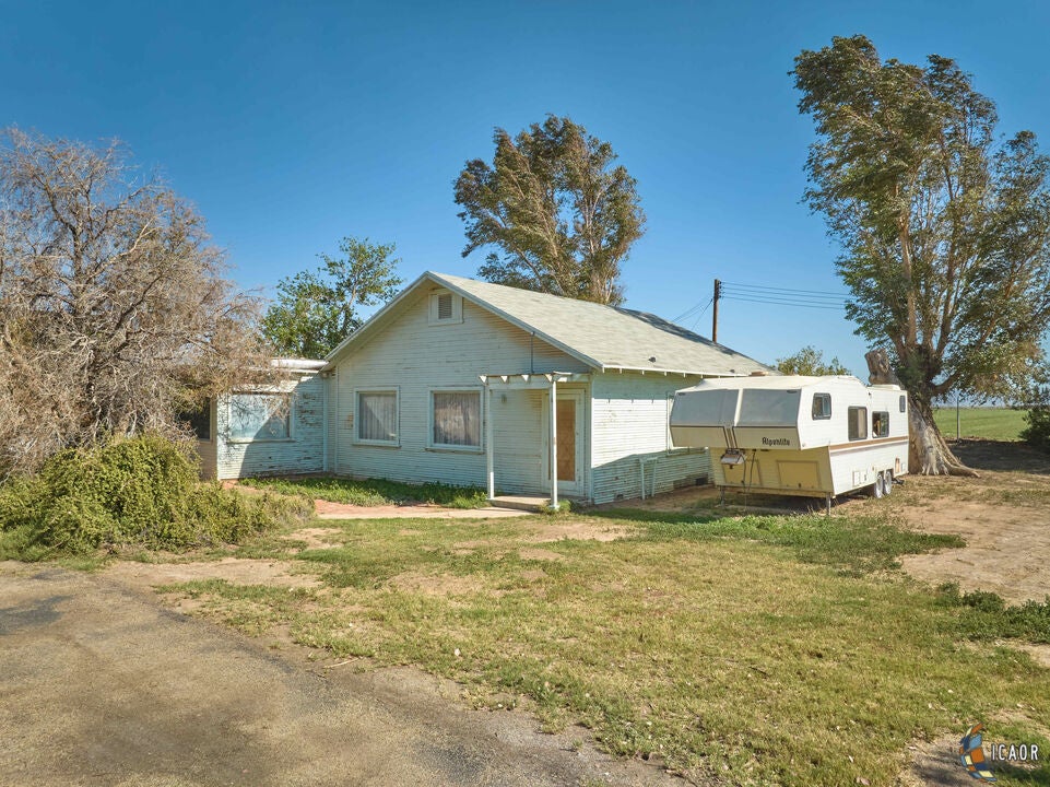 1294 Brockman Road El Centro, CA 92243 - Photo 3 of 10 Gallery Image 3