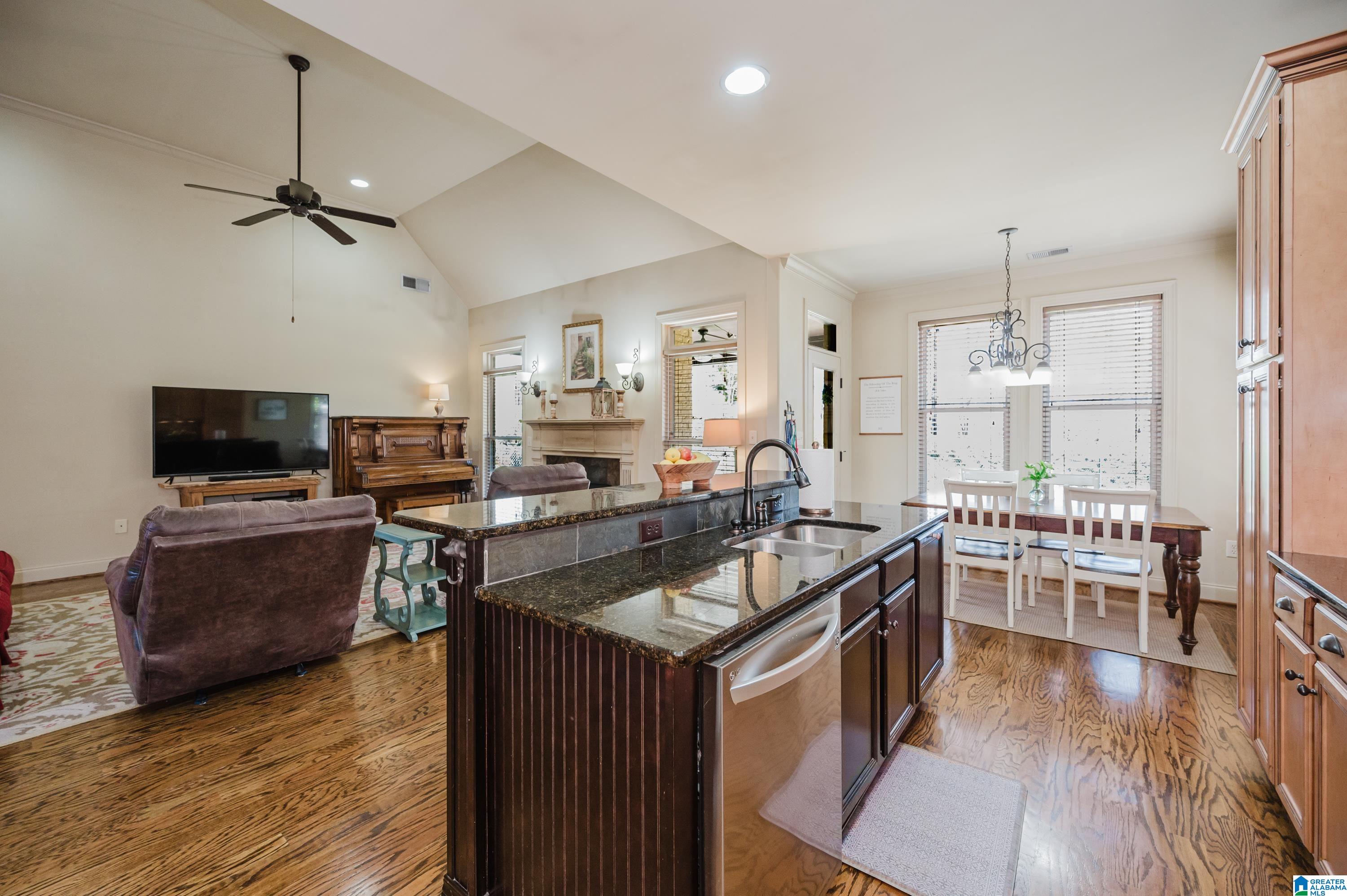 303 Strathaven Road Pelham, AL 35124 - Photo 16 of 48 Gallery Image 16