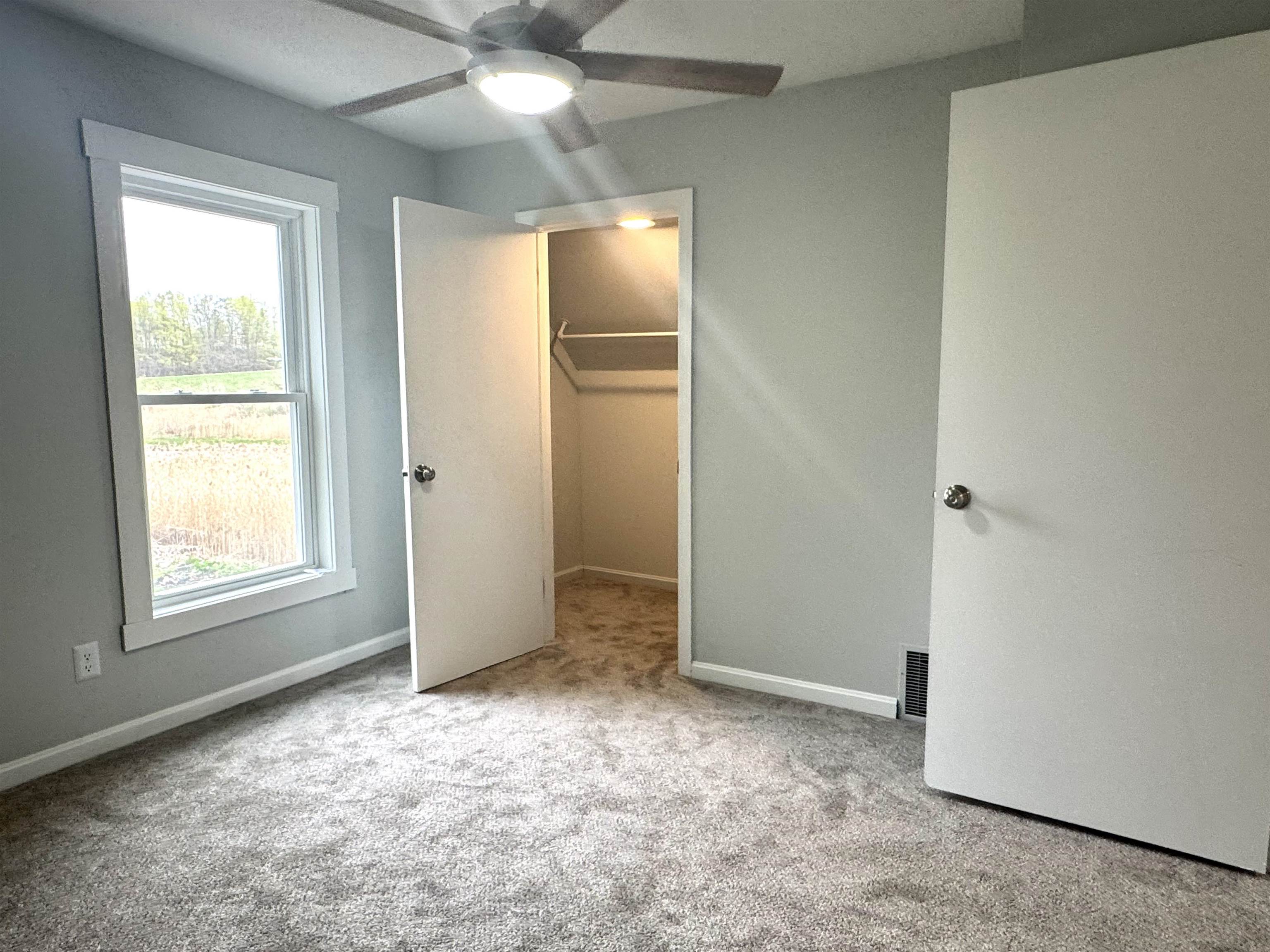 217 Clyde Street Newport, VT 05855 - Photo 13 of 18