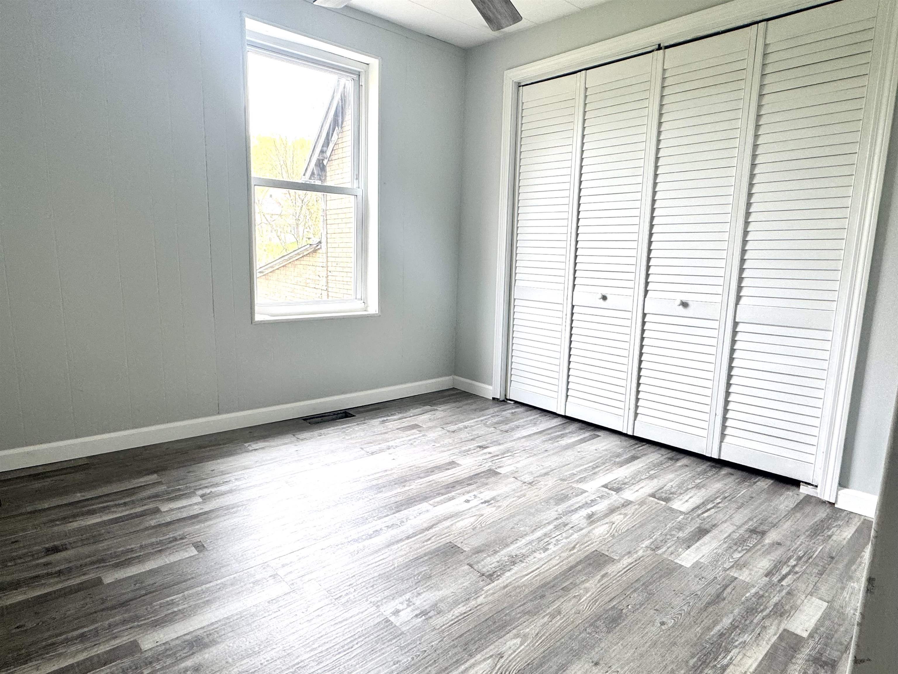 217 Clyde Street Newport, VT 05855 - Photo 14 of 18