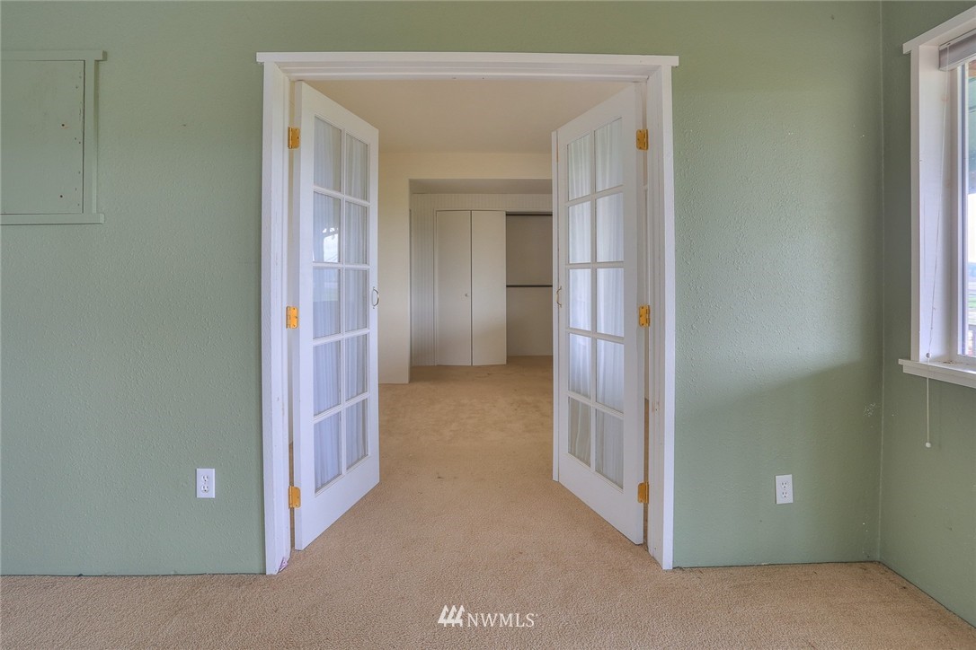 9210 Lowell Larimer Road Everett, WA 98208 - Photo 11 of 24 Gallery Image 11