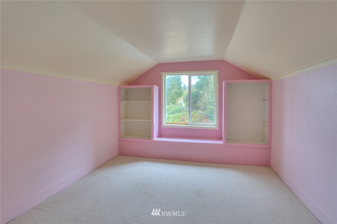9210 Lowell Larimer Road Everett, WA 98208 - Photo 16 of 24 Gallery Image 16