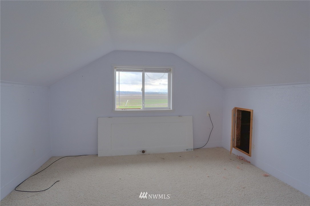 9210 Lowell Larimer Road Everett, WA 98208 - Photo 17 of 24 Gallery Image 17