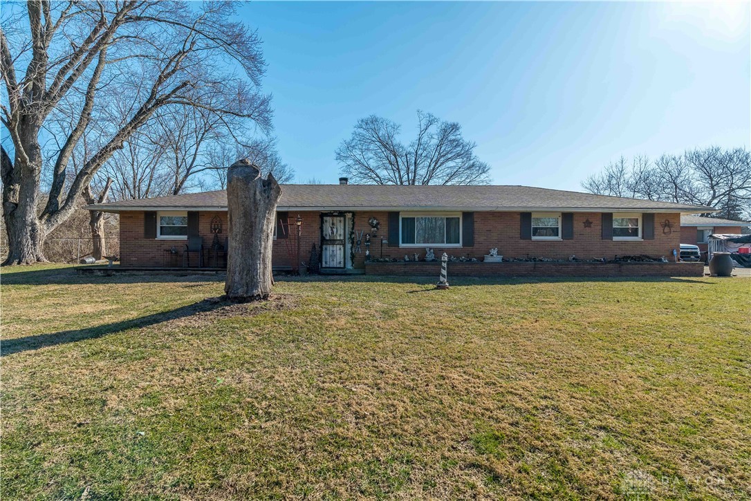 1500 North Snyder Road Dayton, OH 45417 - Photo 2 of 37