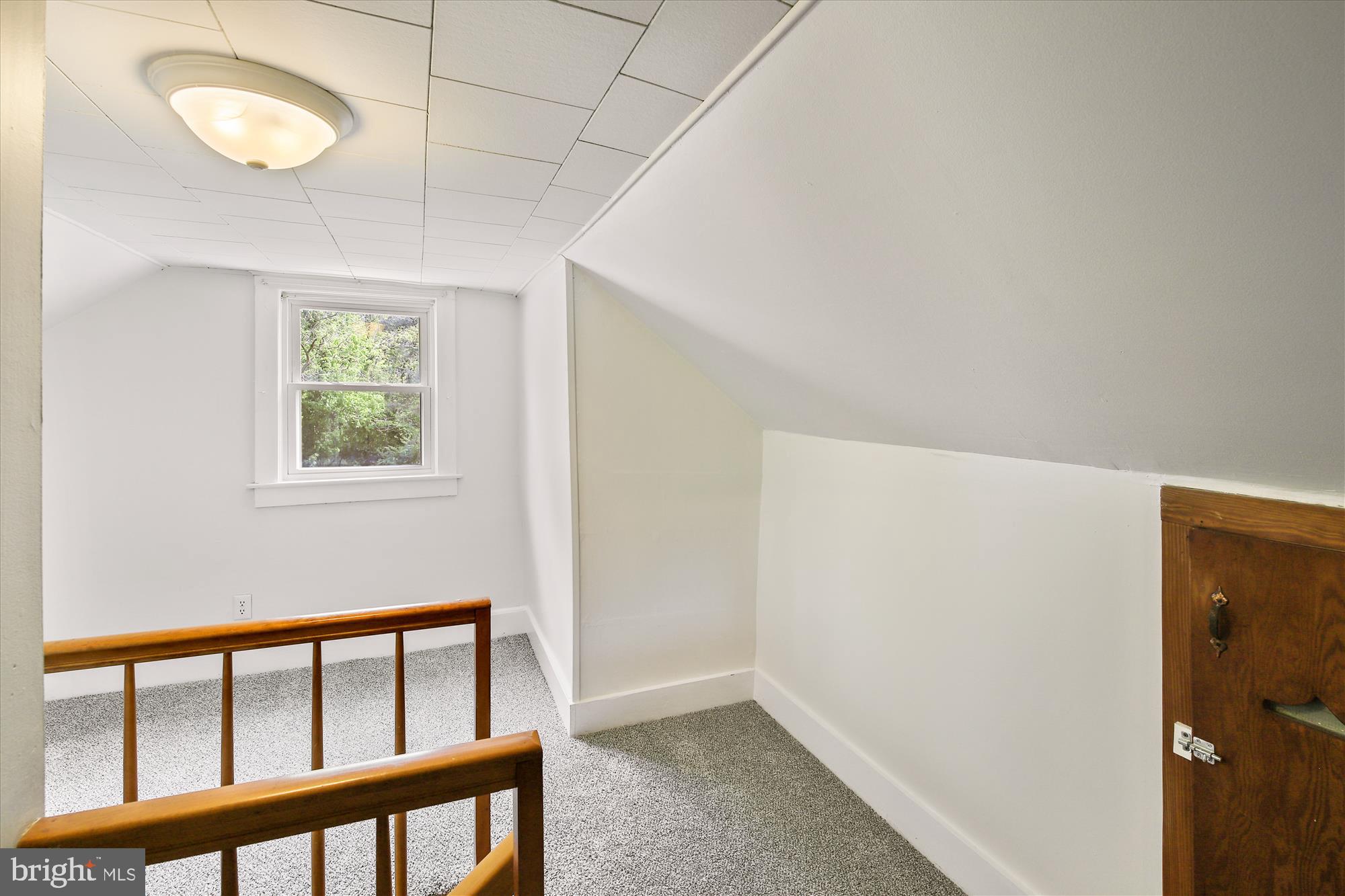 3223 Lawsonia Road Crisfield, MD 21817 - Photo 39 of 42 Upstairs sitting rm