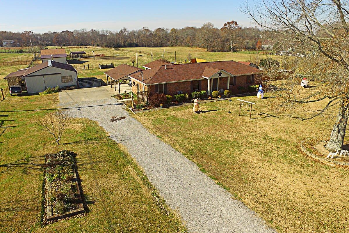 2830 Battle Creek Road Springfield, TN 37172 - Photo 3 of 30 a view of houses with outdoor space and lake view