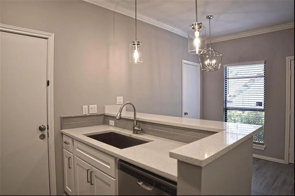 7340 Skillman Street, Unit 101 Dallas, TX 75231 - Photo 5 of 18