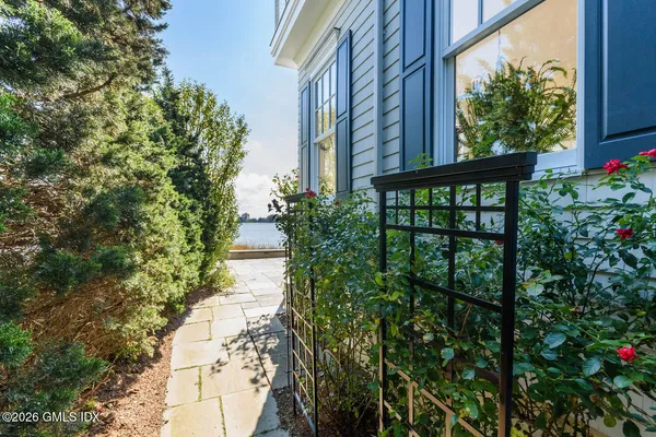 $25,000 | 50 Shorefront Drive, Norwalk, CT 06854