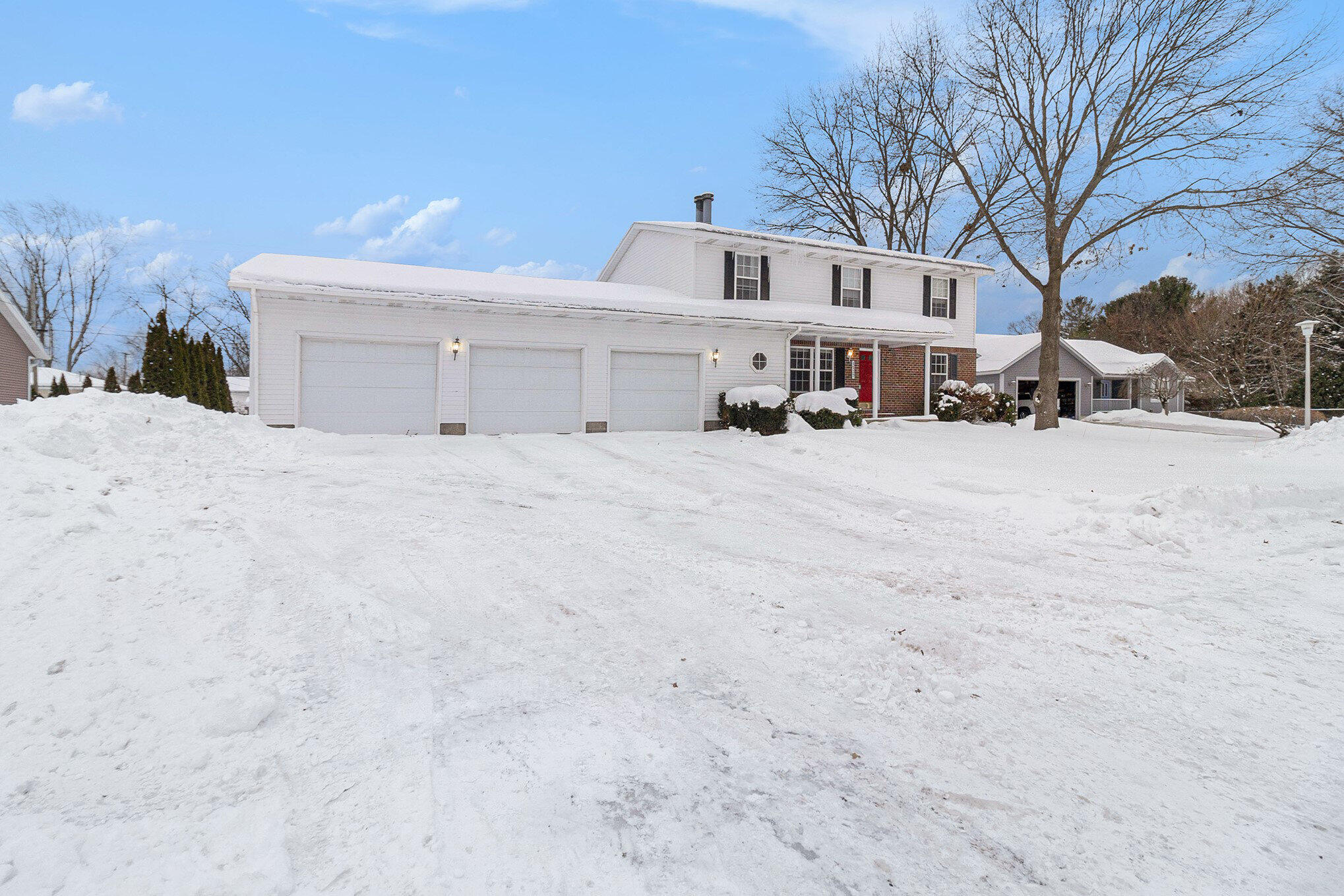 1537 Garrison Road Muskegon, MI 49441 - Photo 1 of 32 002_5r6a4378__947