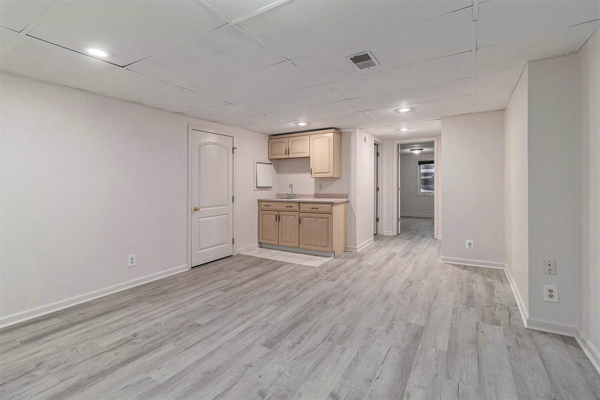 1537 Garrison Road Muskegon, MI 49441 - Photo 11 of 32 018_5r6a4364_963