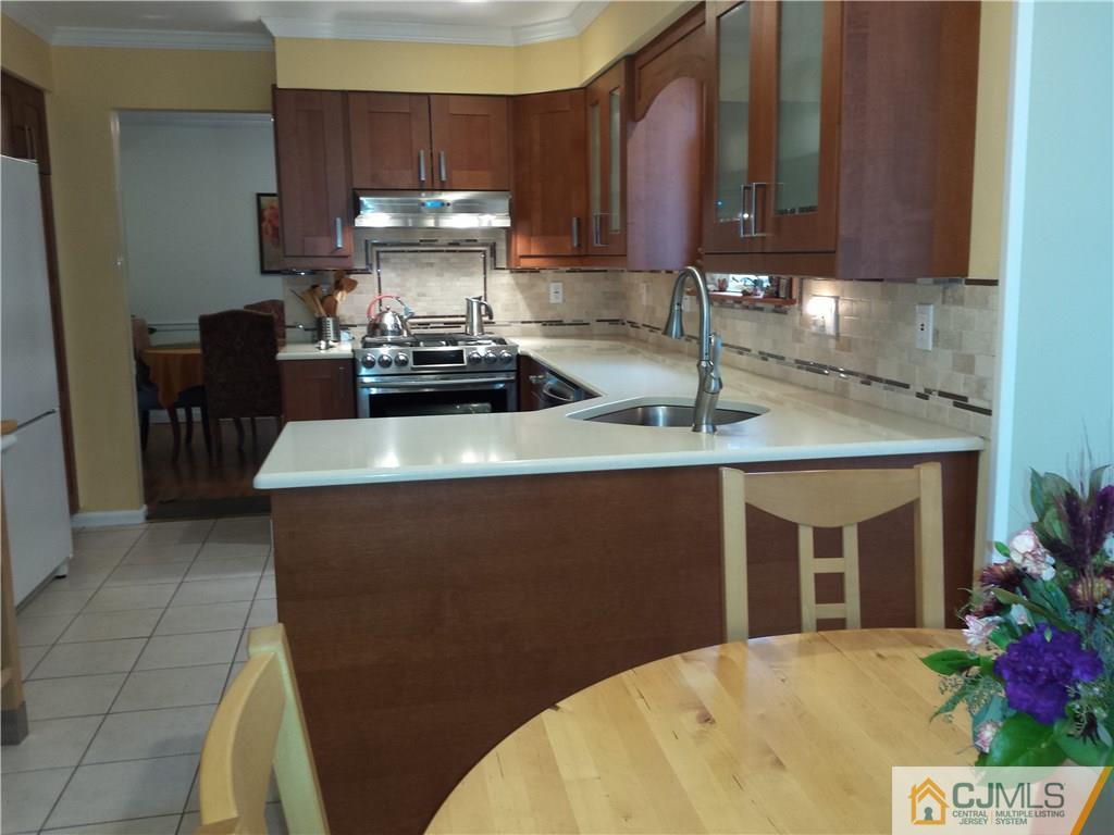 60 Buck Road East Brunswick, NJ 08816 - Photo 11 of 25 Gallery Image 11