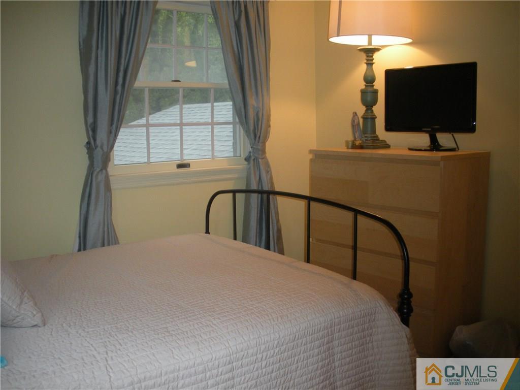 60 Buck Road East Brunswick, NJ 08816 - Photo 15 of 25 Gallery Image 15