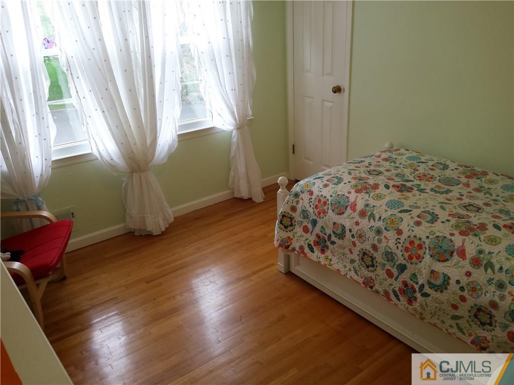 60 Buck Road East Brunswick, NJ 08816 - Photo 18 of 25 Gallery Image 18