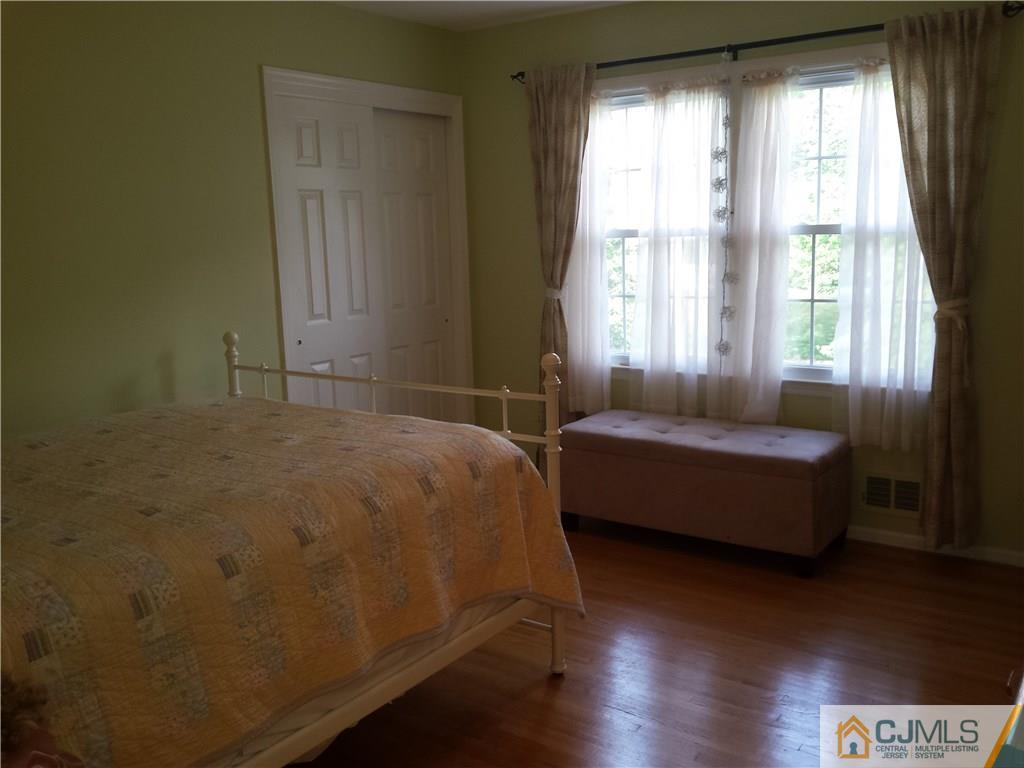 60 Buck Road East Brunswick, NJ 08816 - Photo 20 of 25 Gallery Image 20