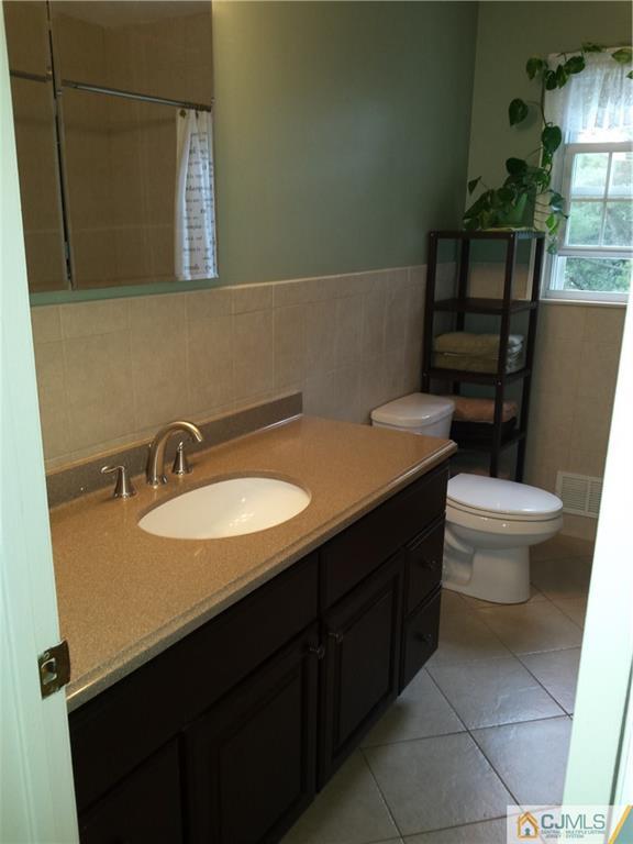 60 Buck Road East Brunswick, NJ 08816 - Photo 23 of 25 Gallery Image 23