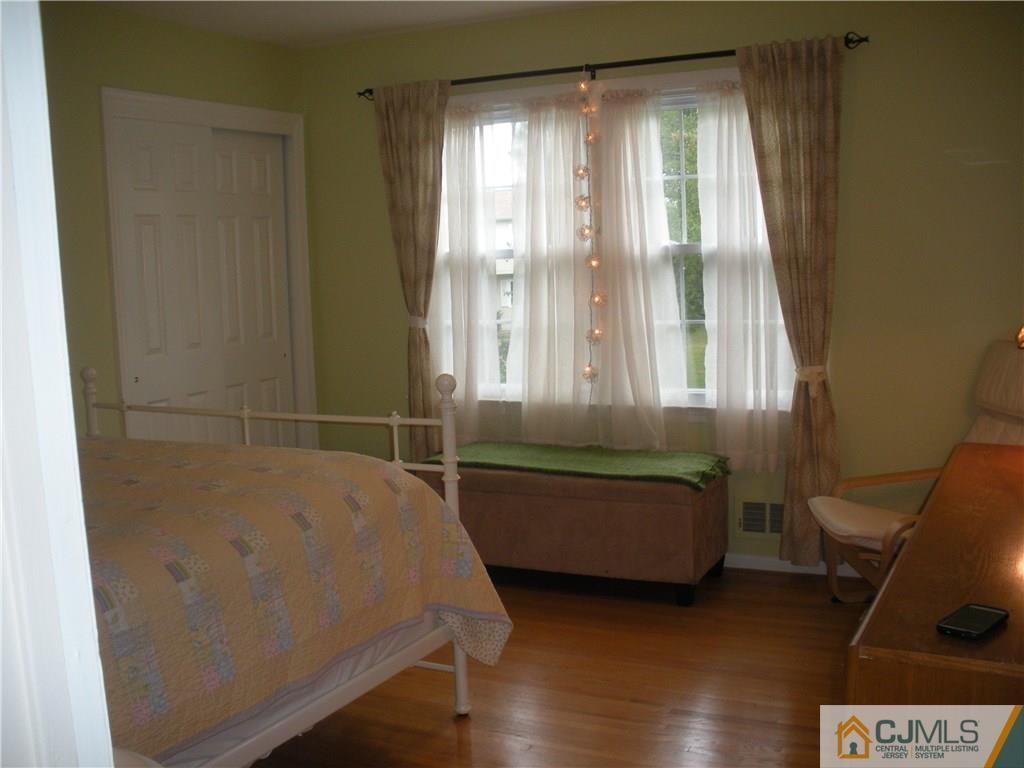60 Buck Road East Brunswick, NJ 08816 - Photo 10 of 25 Gallery Image 10