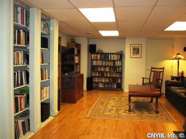 4 South Gate Road Camillus, NY 13031 - Photo 16 of 23 Gallery Image 16