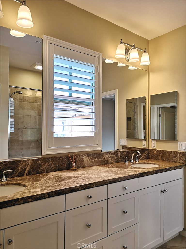 106 Pendant Irvine, CA 92620 - Photo 14 of 19