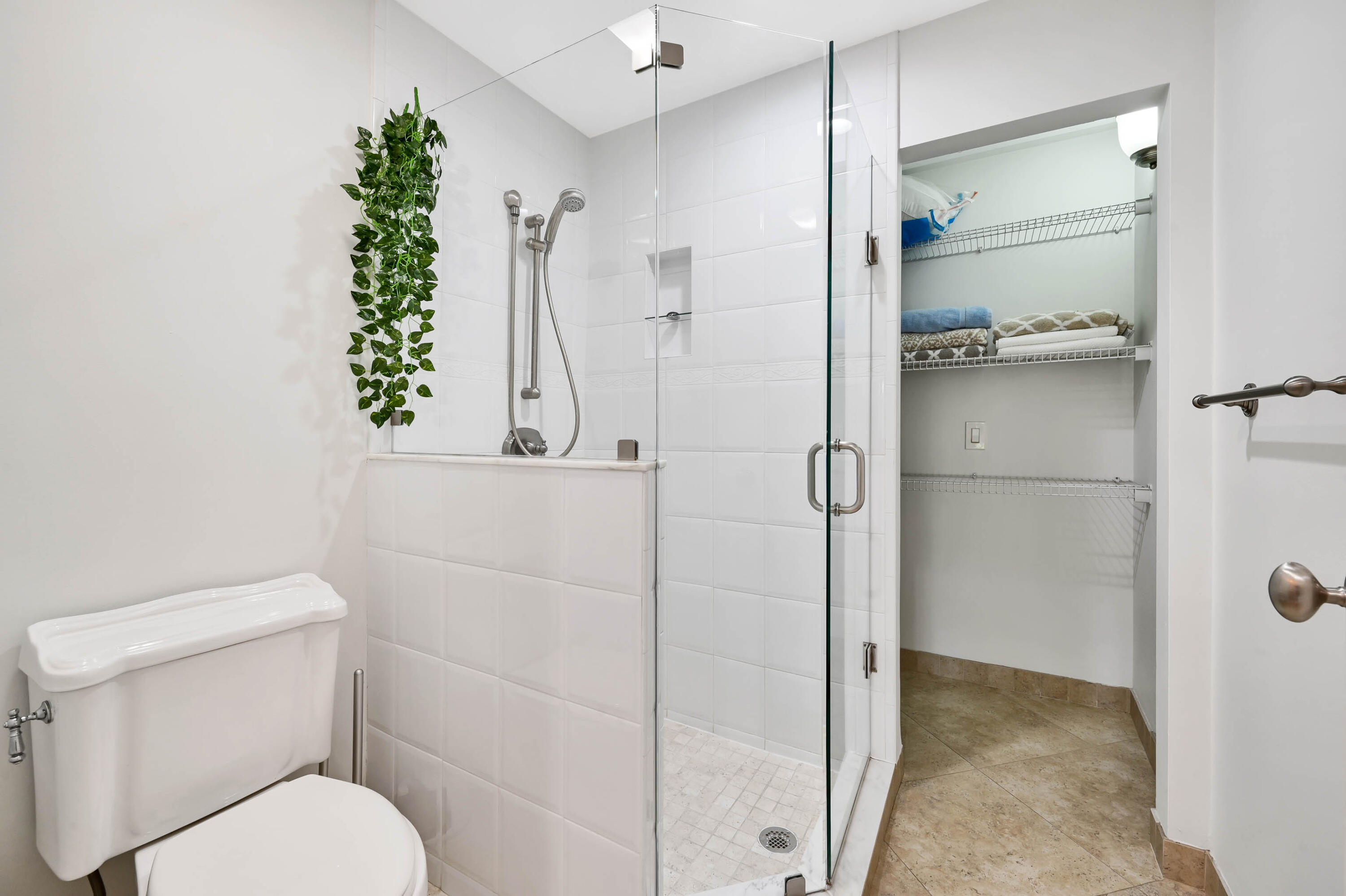 1 Beachway Drive Ocean Ridge, FL 33435 - Photo 30 of 46 Image 37