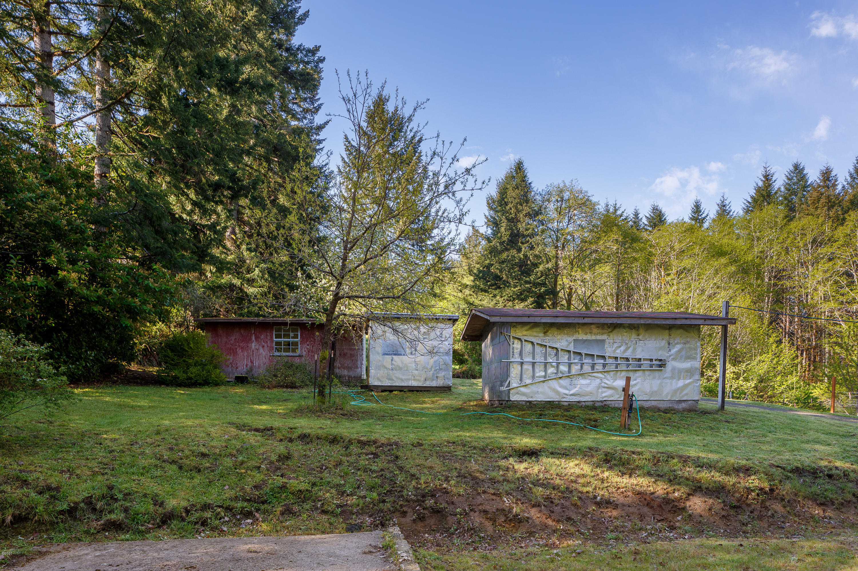 1266 North Yachats River Road Yachats, OR 97498 - Photo 70 of 79 Sheds