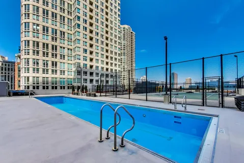$3,595 | 345 North LaSalle Drive, Unit 2601, Chicago, IL 60654