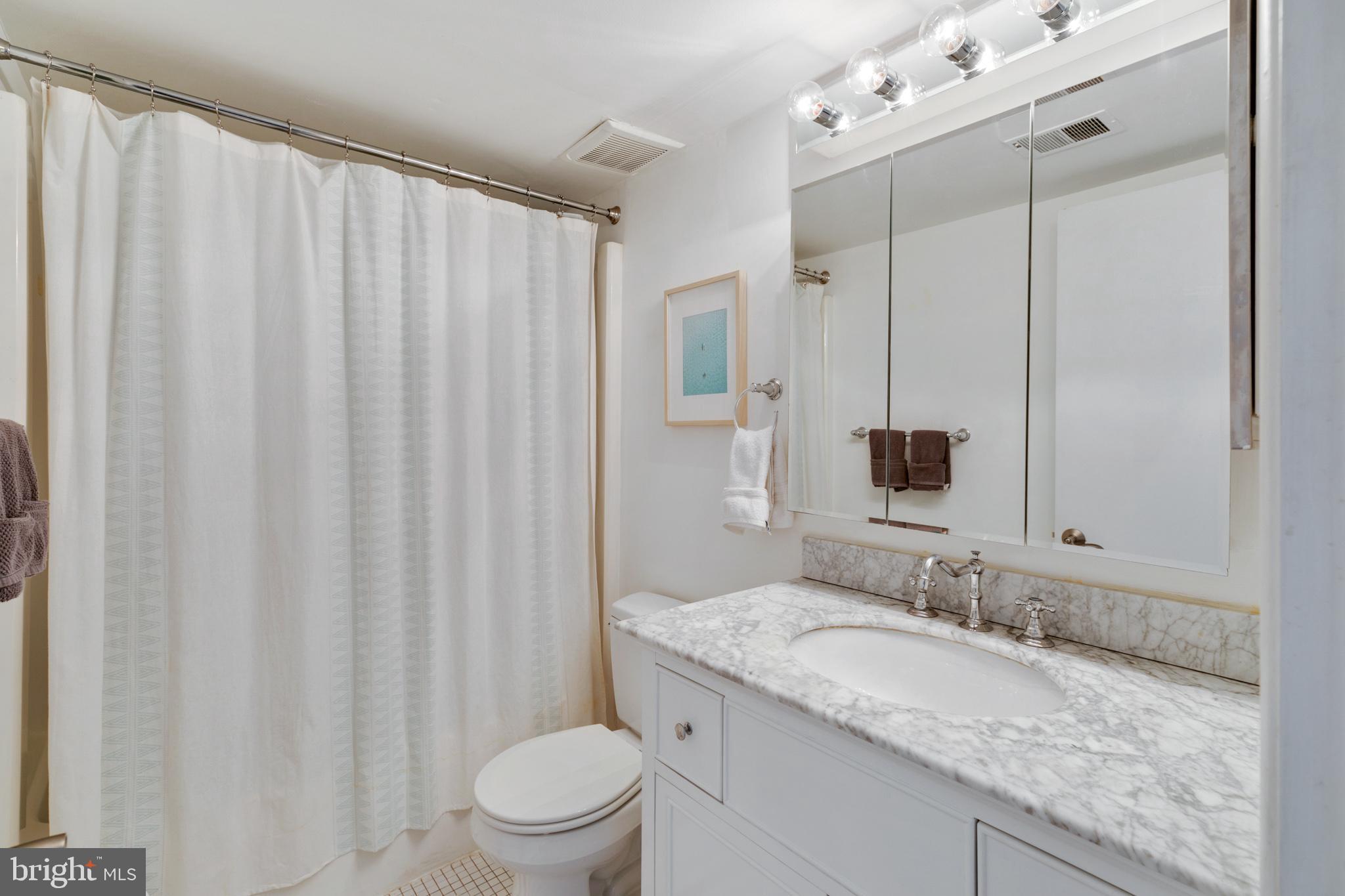 734 Rodman Street Philadelphia, PA 19147 - Photo 25 of 34