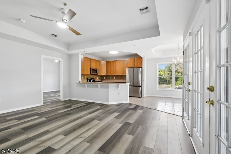 9104 Ravenscroft Road Clifton, NJ 07013 - Photo 11 of 50