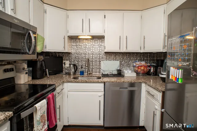 $240,000 | 333 Vincellette Street, Unit 8, Bridgeport, CT 06606