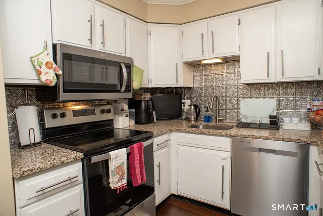 $240,000 | 333 Vincellette Street, Unit 8, Bridgeport, CT 06606