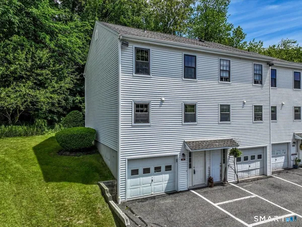$275,000 | 114 Aspetuck Villiage, Unit 114, New Milford, CT 06776