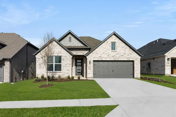 $350,000 | 3112 Goldfinch Drive, Royse City, TX 75189