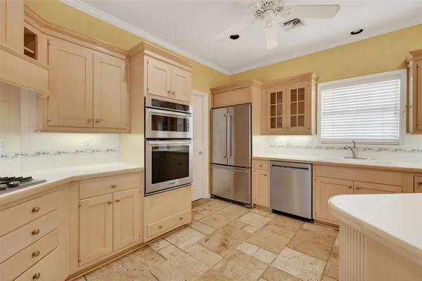 $3,200 | 618 High Point Drive, Mount Dora, FL 32757