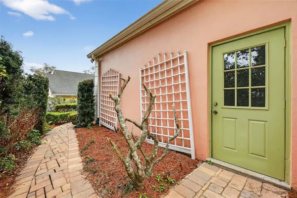 $3,200 | 618 High Point Drive, Mount Dora, FL 32757