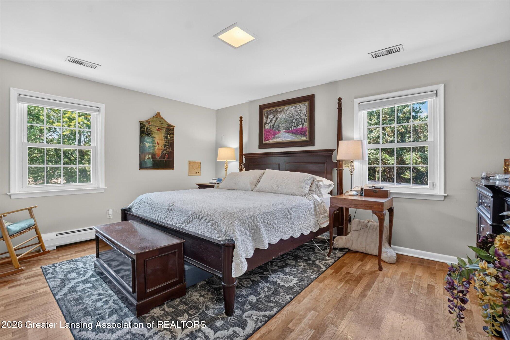 4426 Barton Road Lansing, MI 48917 - Photo 47 of 72 30-4426-Barton-Rd-Windowstill-Photograph