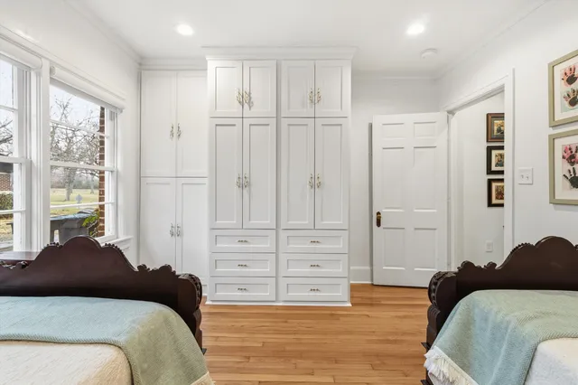 $550,000 | 110 West Poplar Avenue, Collierville, TN 38017