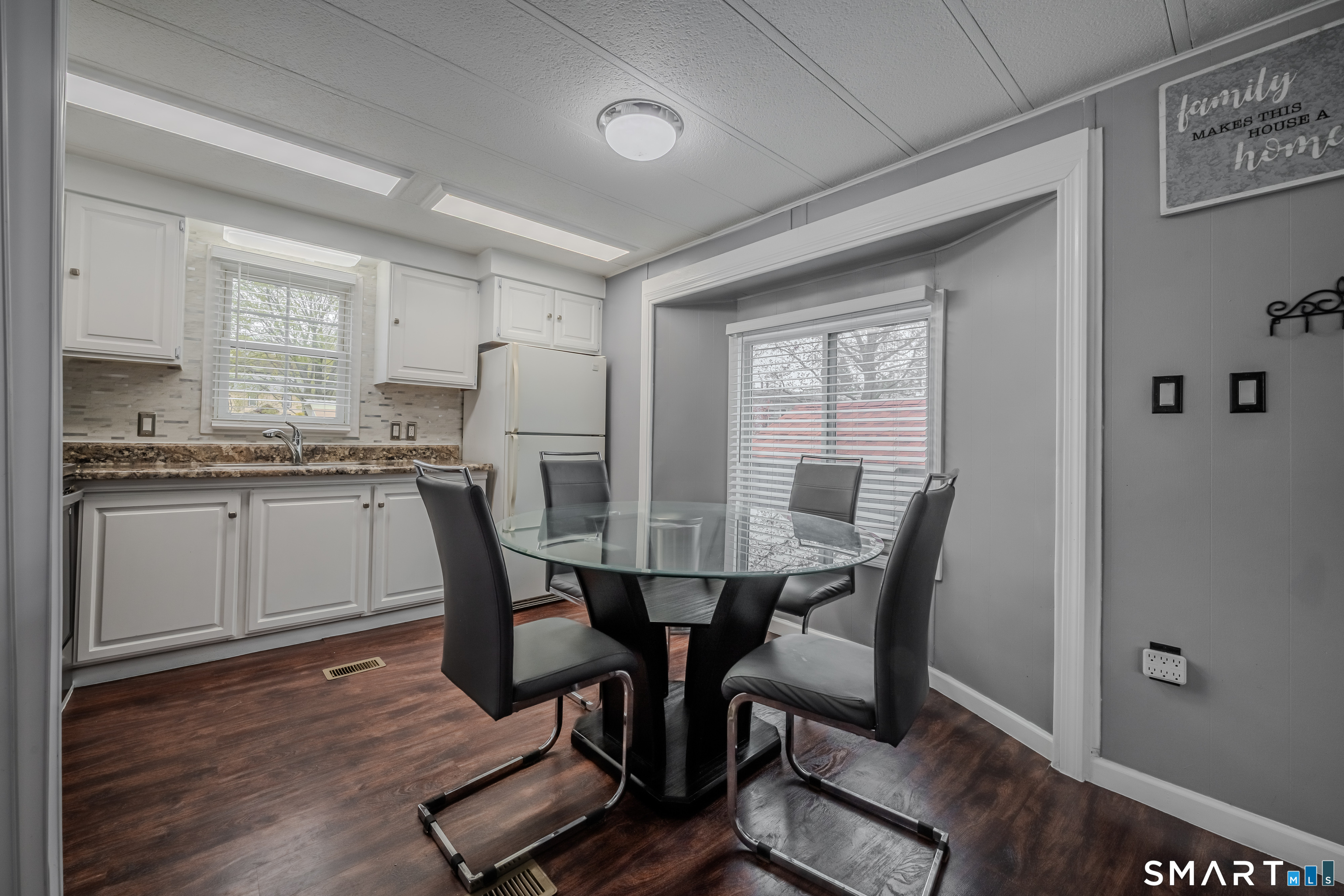 230 Main Street Wallingford, CT 06492 - Photo 26 of 31